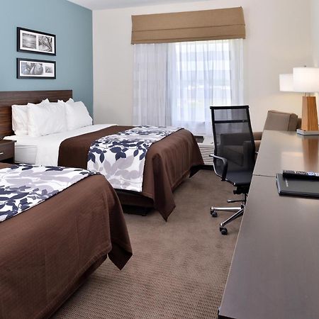 מרידיאן Sleep Inn & Suites מראה חיצוני תמונה