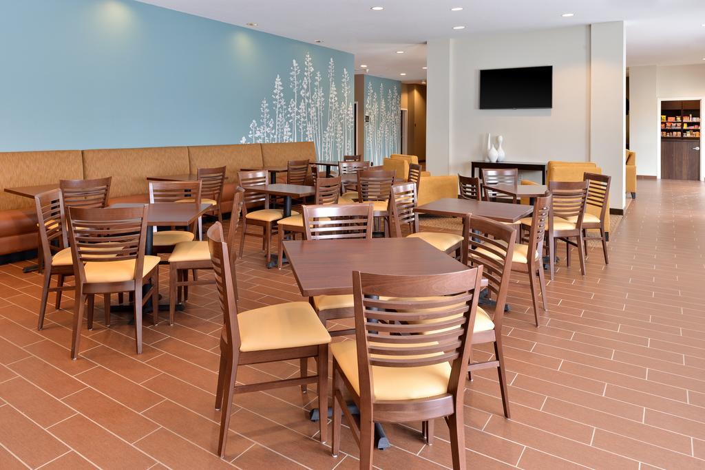 מרידיאן Sleep Inn & Suites מראה חיצוני תמונה