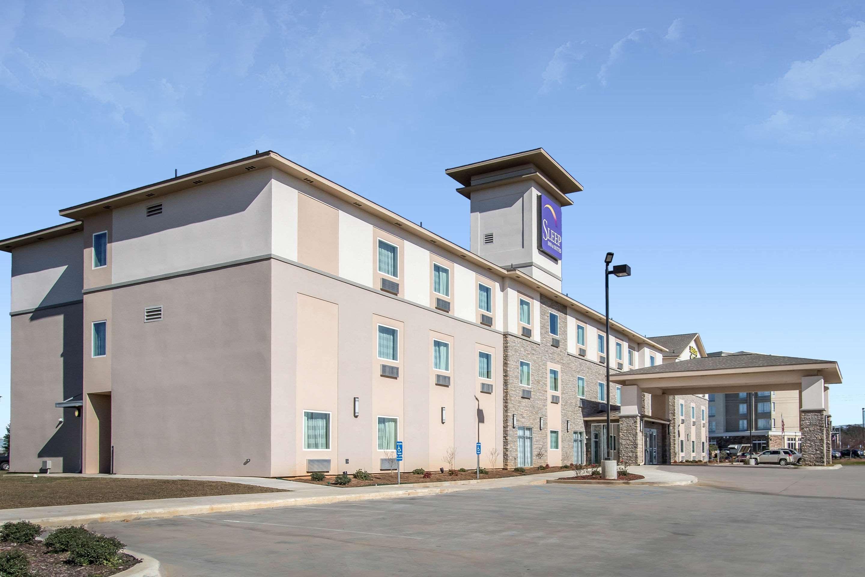 מרידיאן Sleep Inn & Suites מראה חיצוני תמונה