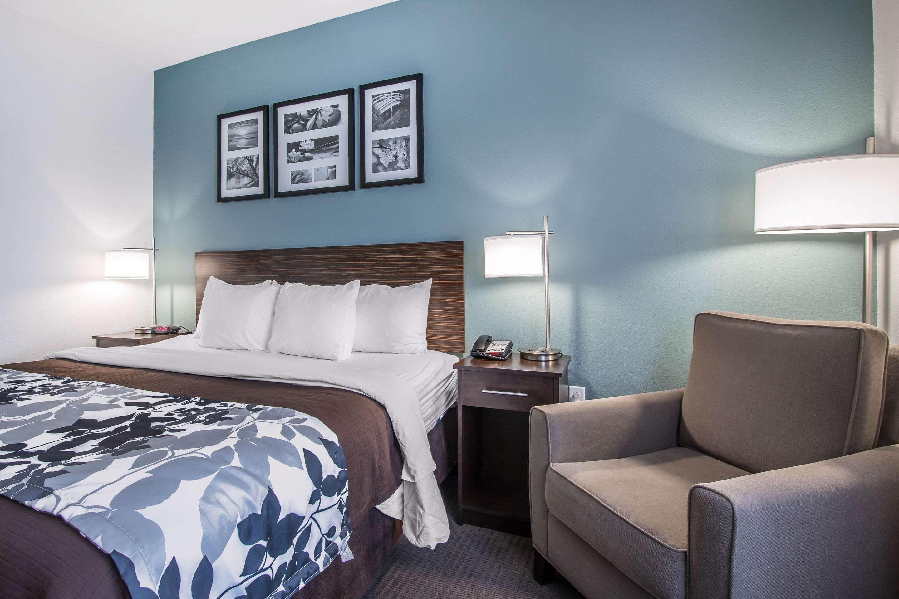 מרידיאן Sleep Inn & Suites מראה חיצוני תמונה