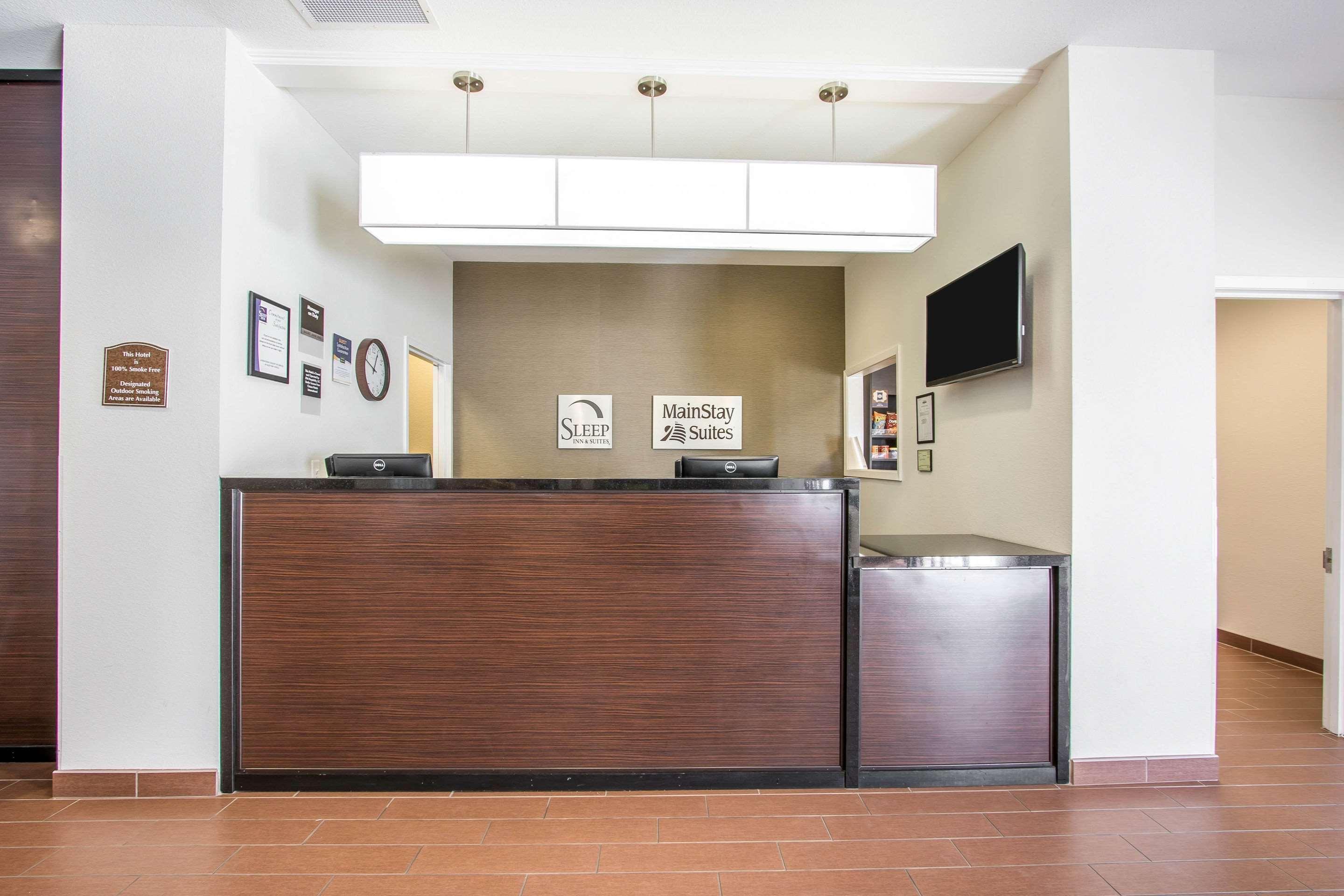מרידיאן Sleep Inn & Suites מראה חיצוני תמונה