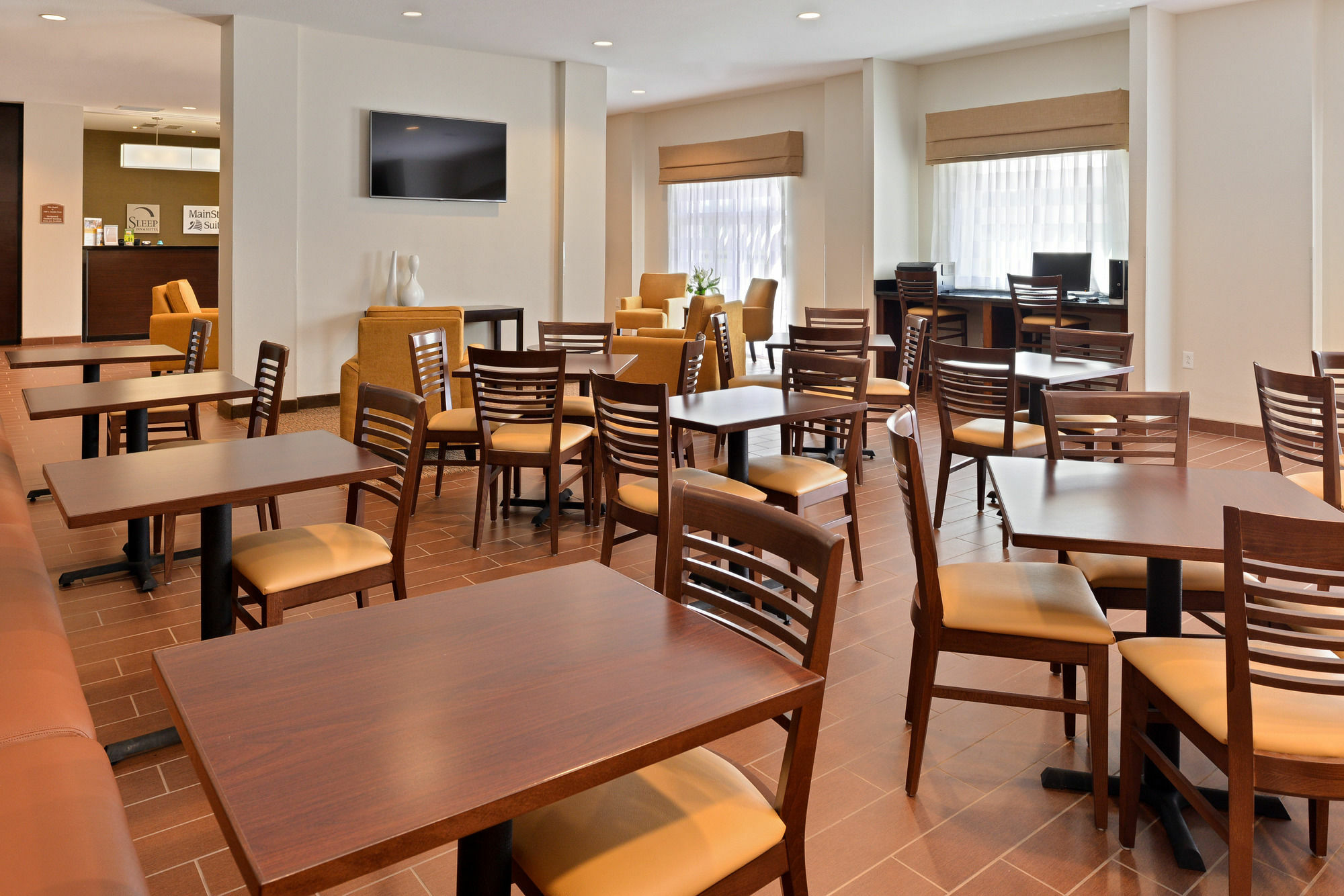 מרידיאן Sleep Inn & Suites מראה חיצוני תמונה